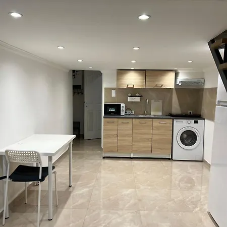 Apartment Westend - Cozy Flats In The Center Budapest
